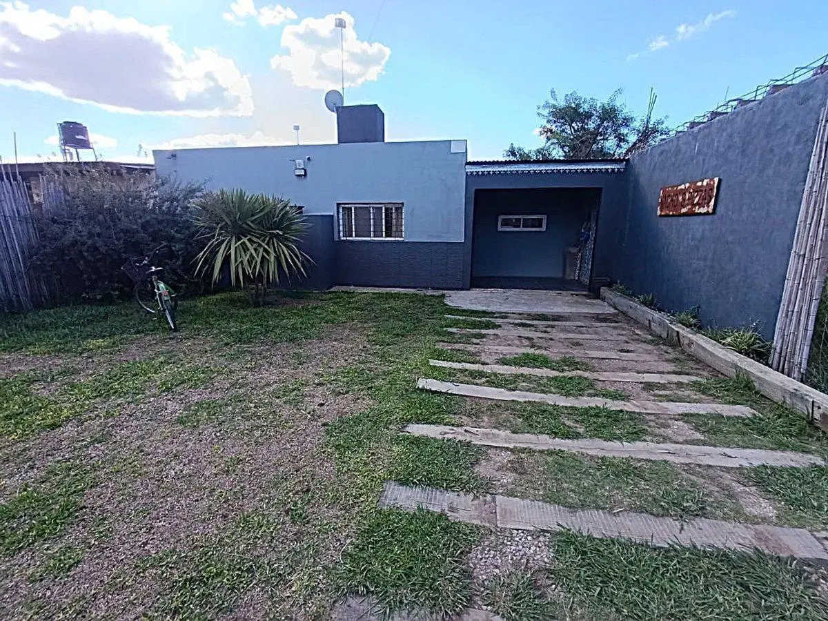 VENTA CASA 3 DORMITORIOS PILETA TDS ARROYO SECO 3