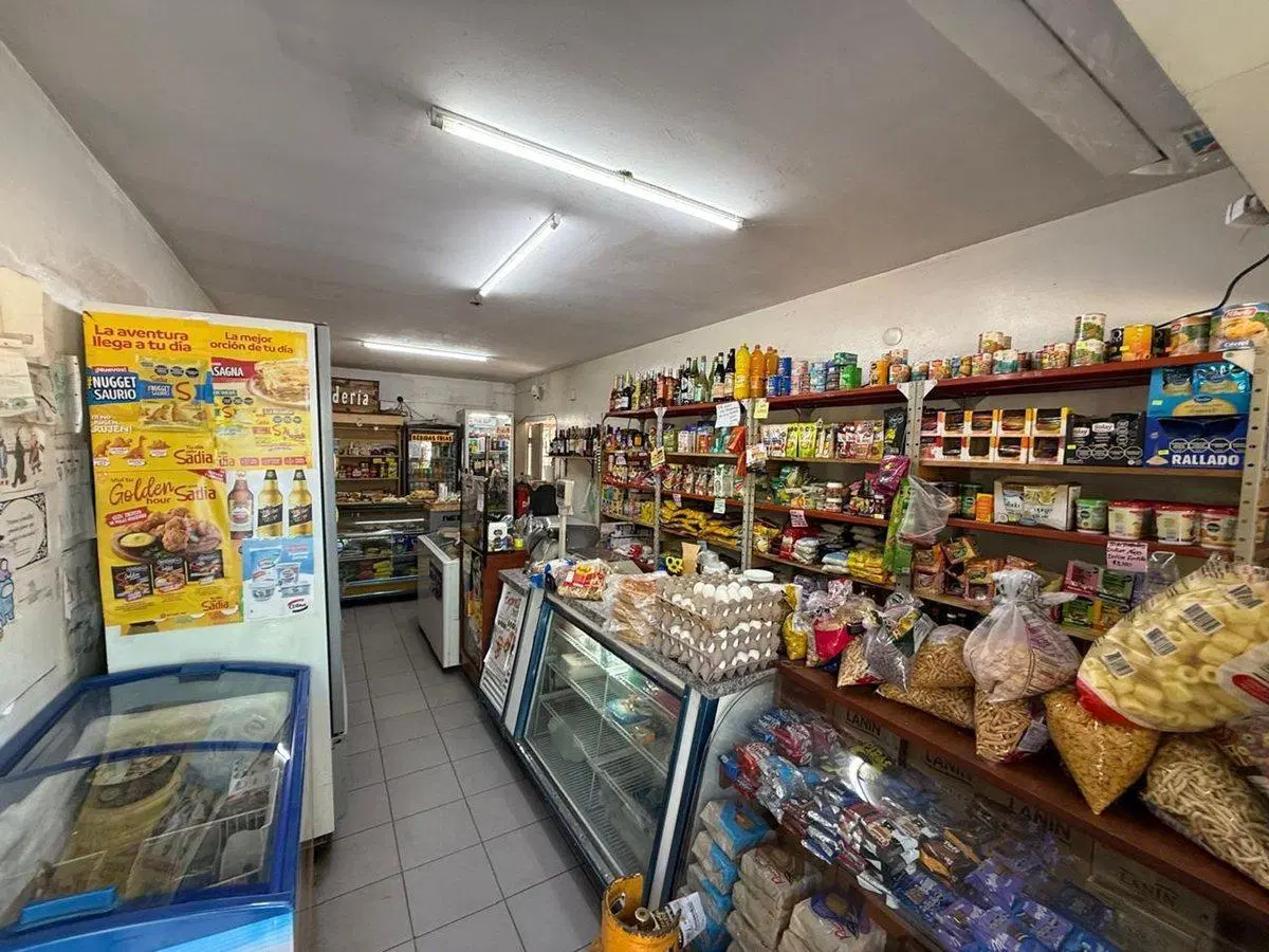 VENTA CASA 2 DORMITORIOS PLANTA ALTA CON COCHERA 2