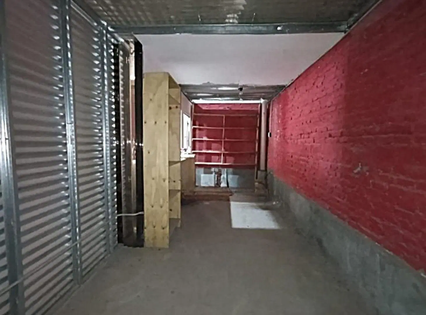 VENTA GALPÓN PARABÓLICO CON BAÑO Y OFICINA 3