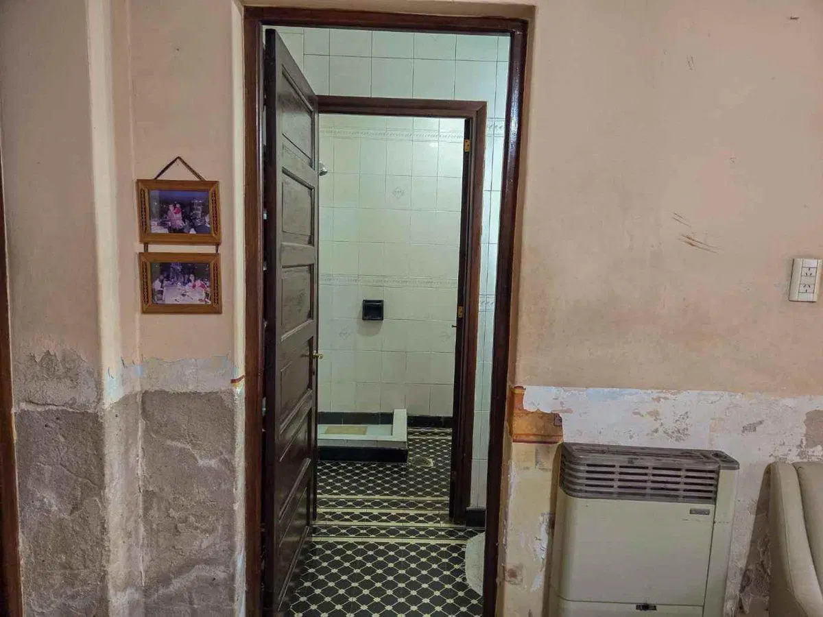 VENTA CASA 3 DORMITORIOS COCHERA BARRIO INDUSTRIAL 5