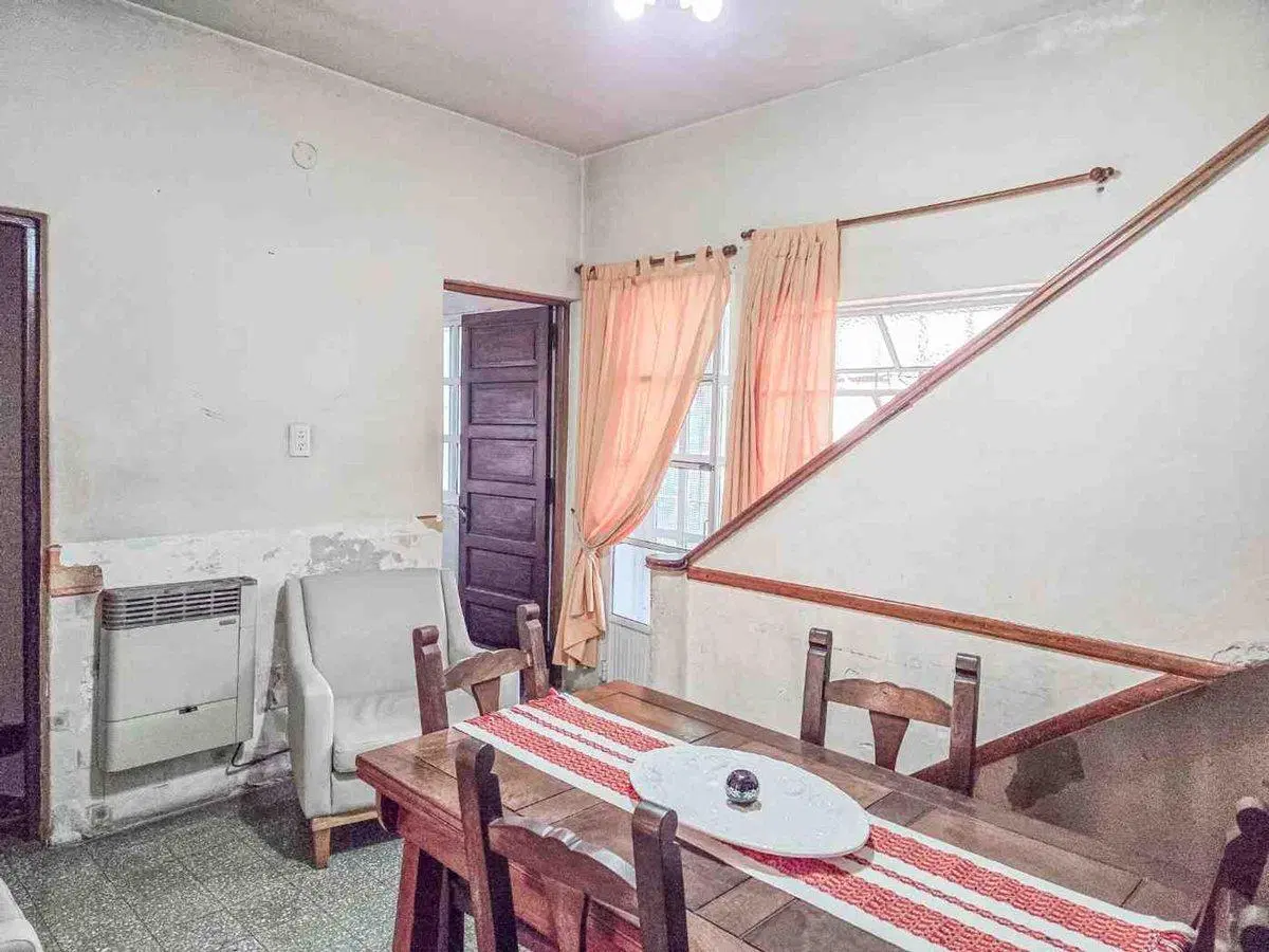 VENTA CASA 3 DORMITORIOS COCHERA BARRIO INDUSTRIAL 3