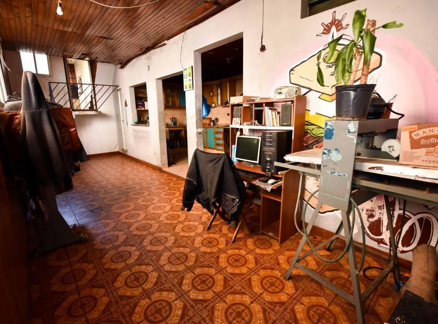 VENTA CASA PLANTA ALTA 4 DORMITORIOS PH CENTRO 3
