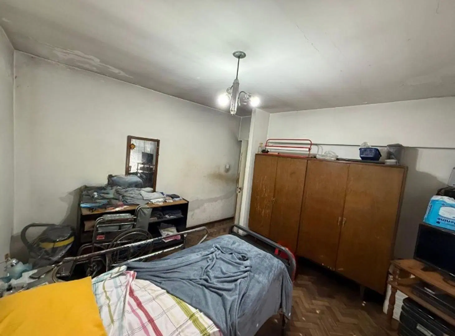 VENTA PH DE 3 DORMITORIOS COCHERA AV. URIBURU P.A. 5