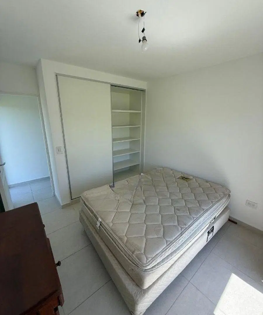 VENTA CASA 1 DORMITORIO CON PILETA A ESTRENAR 8