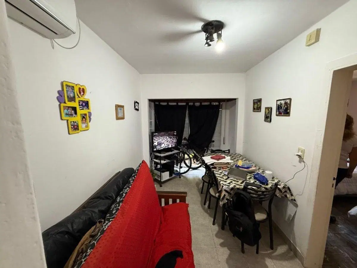 VENTA PH 2 DEPARTAMENTOS UN DORMITORIO CON PATIO 5
