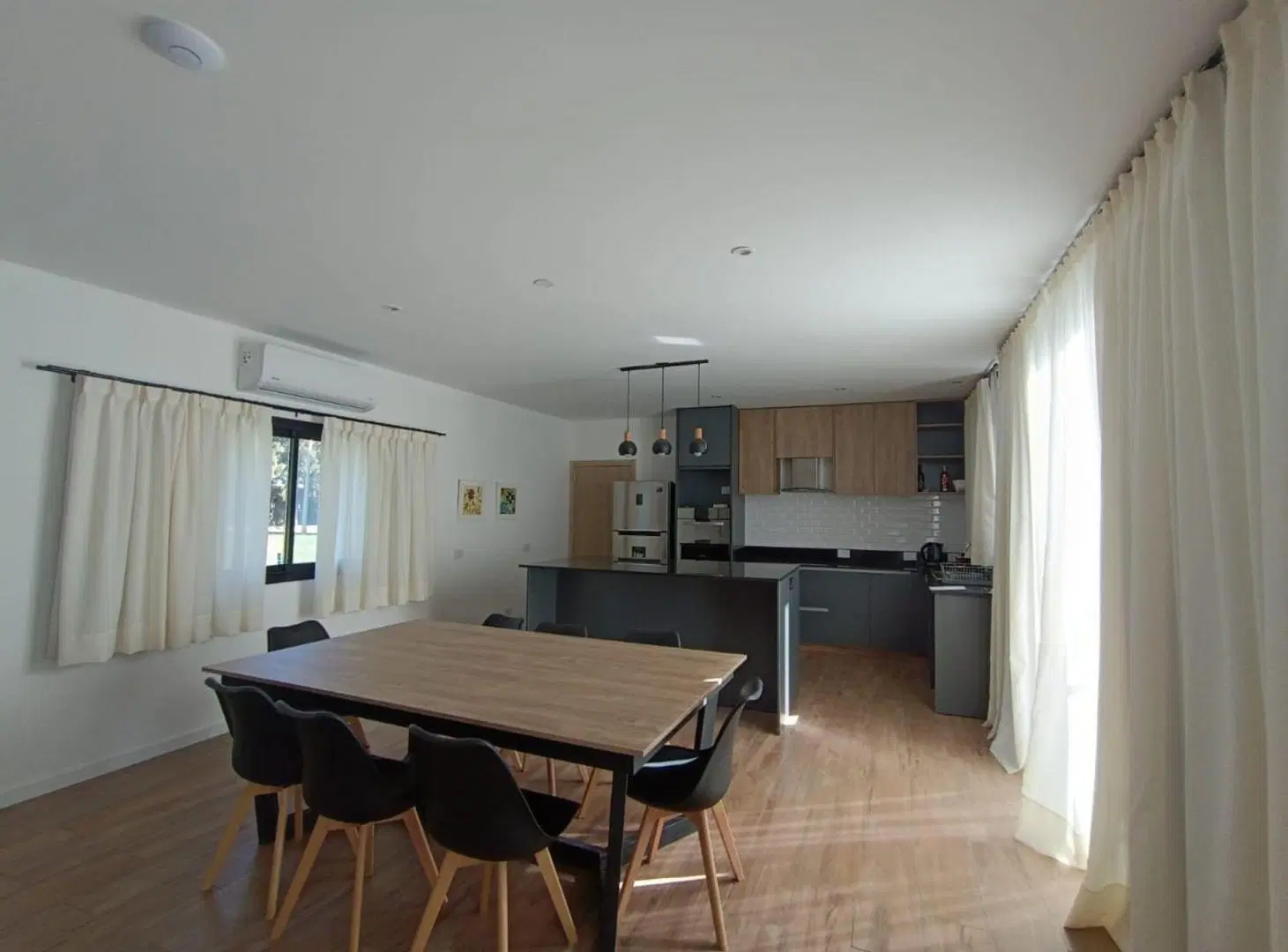VENTA CASA EXCELENTE CALIDAD - PINARES DEL SUR 3
