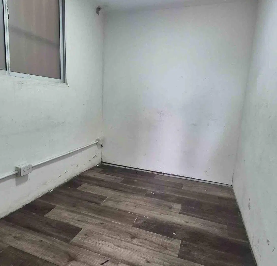 ALQUILER Galpon Parabolico 800 m2 sobre colectora 8