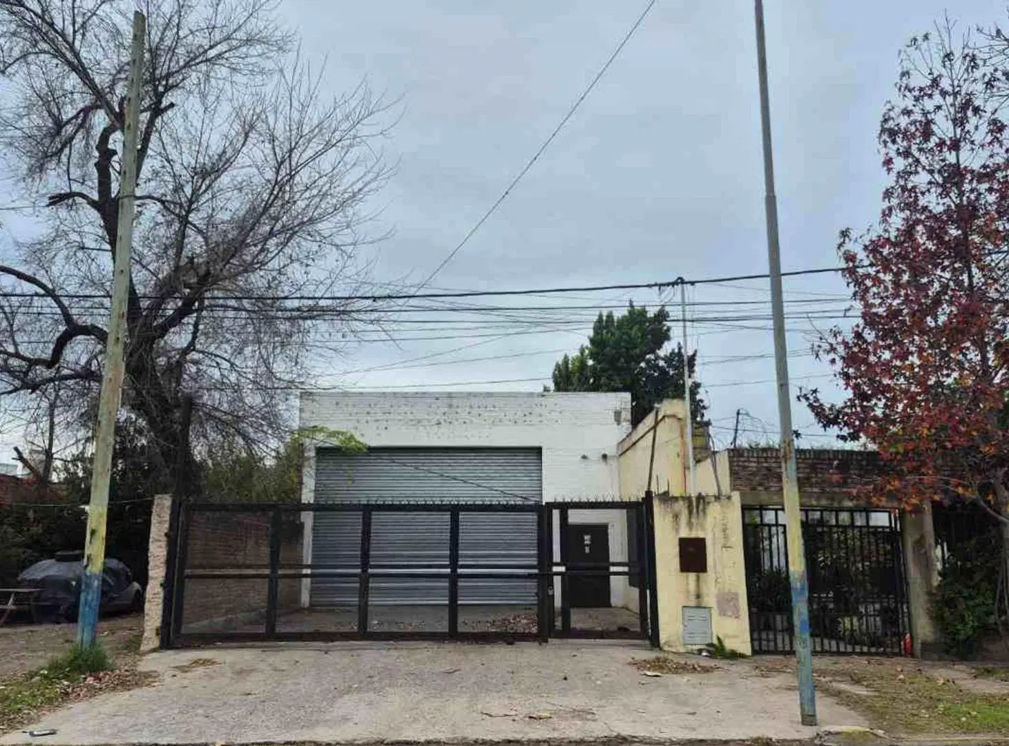 ALQUILER Galpon Parabolico 800 m2 sobre colectora 4