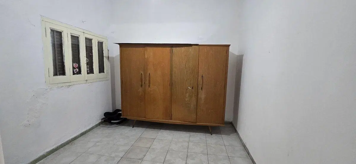 Venta casa con local, pileta y gran terreno 3