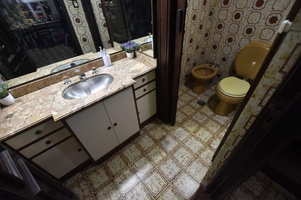 VENTA CASA TRES DORMITORIOS CON JARDIN Y COCHERA 4