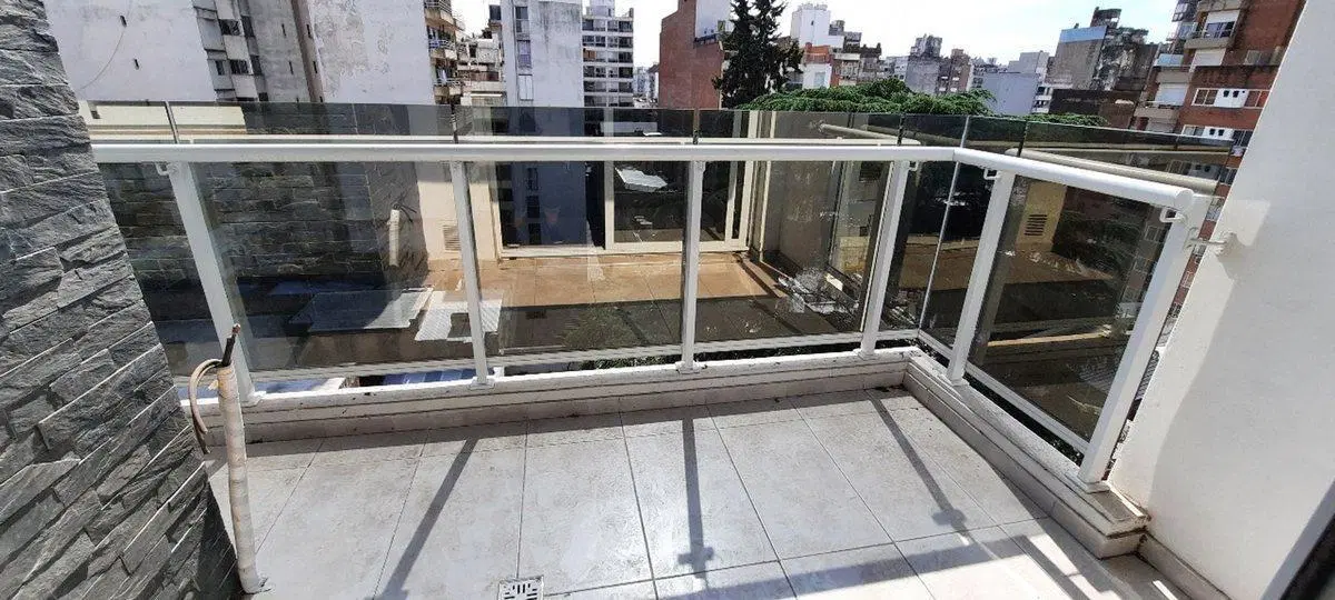 VENTA Semipiso 1 dormitorio  balcòn Barrio Martin 5