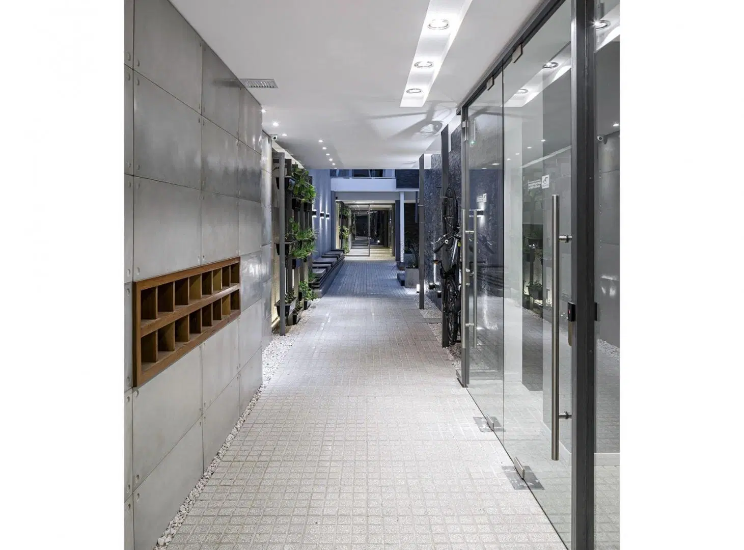 VENTA Semipiso 1 dormitorio  balcòn Barrio Martin 8