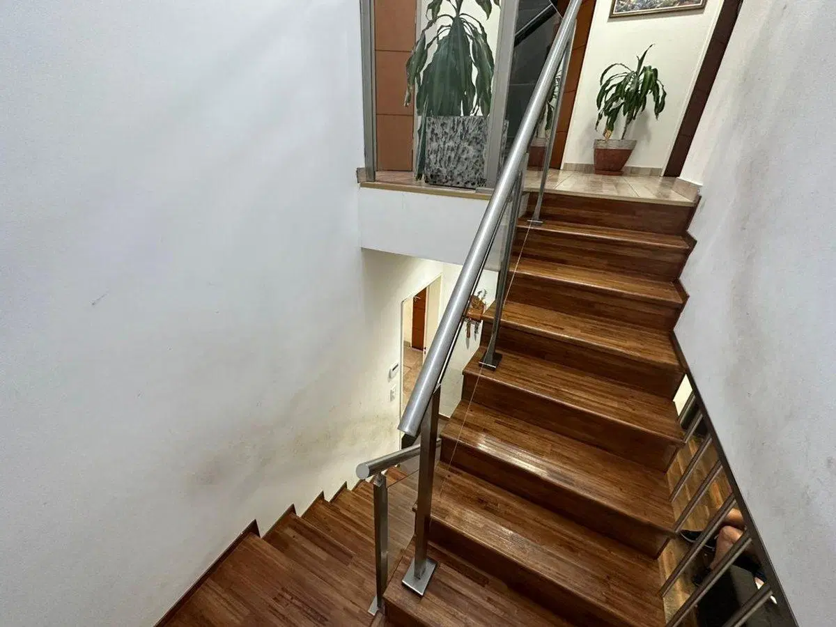 VENTA CASA TRES DORMITORIOS JARDIN PILETA ARROYITO 8