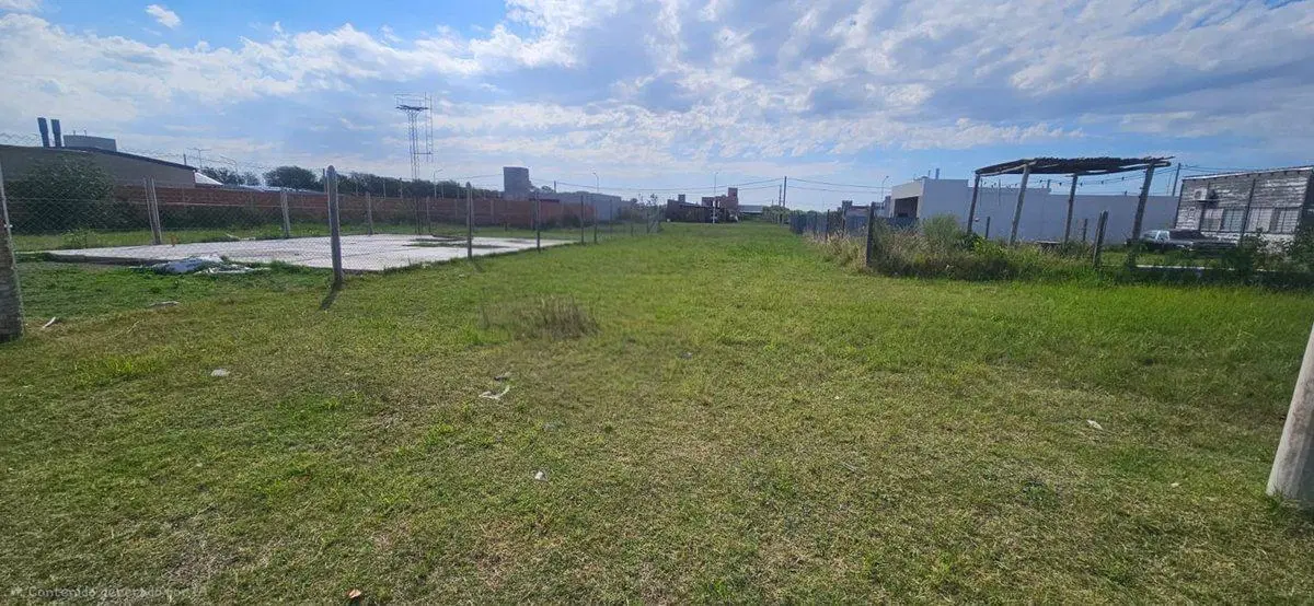 VENTA LOTE ESTACION ALVEAR 2 360M2 3