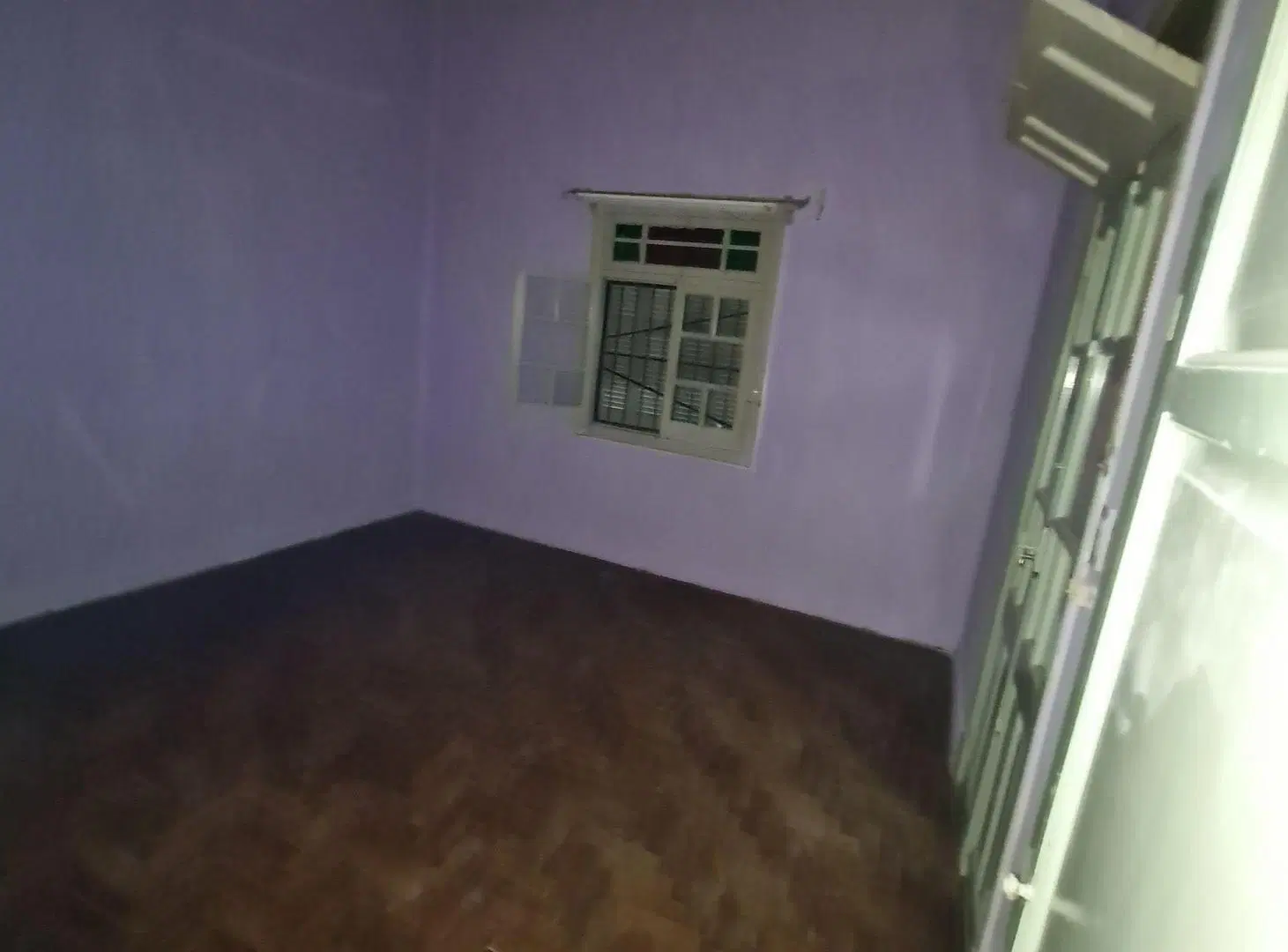 Casa al frente con cochera en venta 8