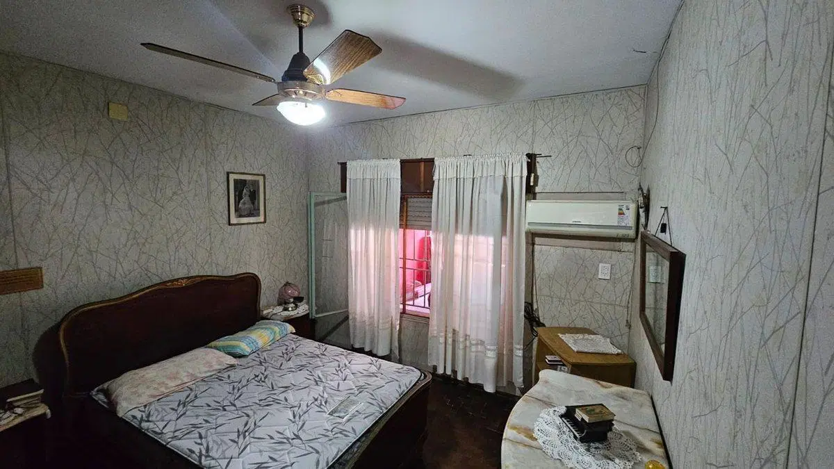 VENTA DE CASA 3 DORMITORIOS CON COCHERA 4