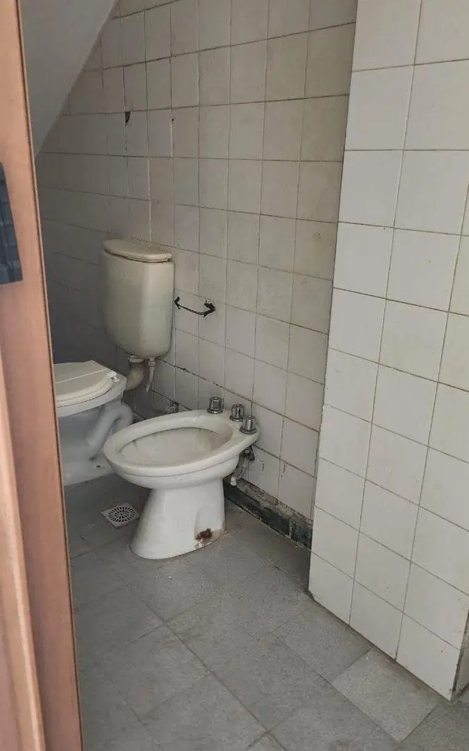 Venta casa con galpon a Reciclar 5