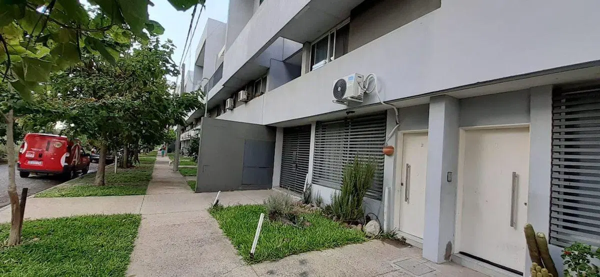 VENTA DEPARTAMENTO 2 DORMITORIOS-GDRO BAIGORRIA 4