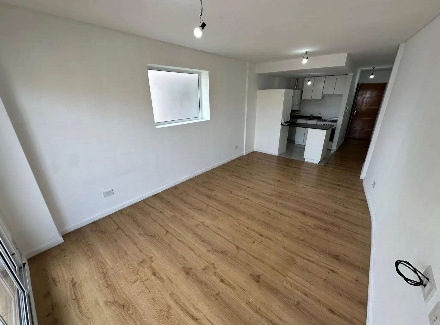 VENTA DEPARTAMENTO MONOAMBIENTE BALCÓN MARTIN 4