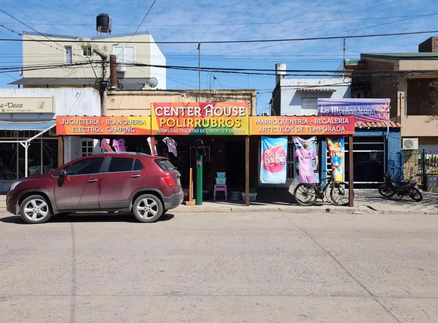 VENTA LOCAL COMERCIAL Y DOS VIVIENDAS A REMODELAR 2