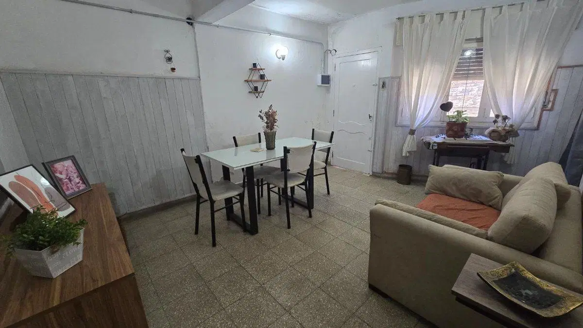 VENTA CASA INTERNA 2 DORMITORIOS BARRIO ARROYITO 4