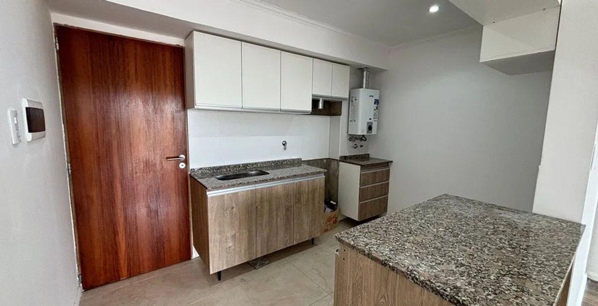 Foto de VENTA DEPARTAMENTO 1 DORMITORIO CENTRO SAN LORENZO, imagen 1