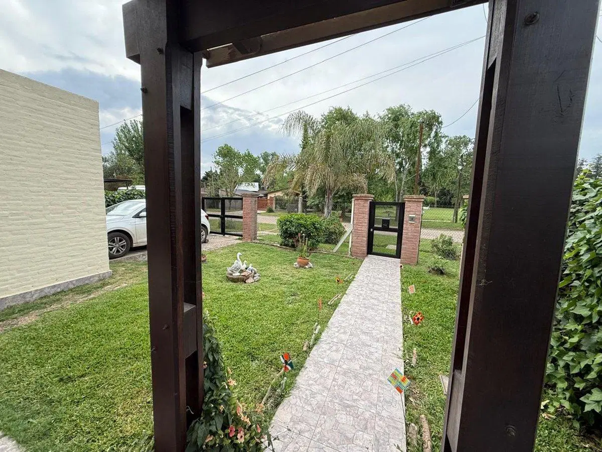 VENTA CASA 2 DORMITORIOS Bº LOS NOGALES IBARLUCEA 2