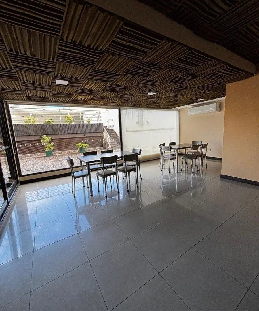 Venta Departamento 2 dormitorios, cochera 8