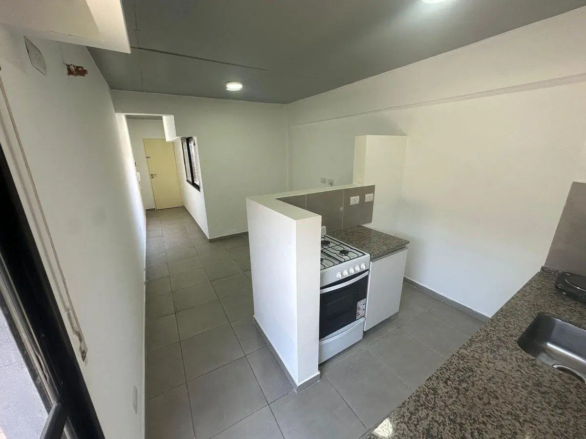 DEPARTAMENTO UN DORMITORIO VENTA BALCÓN 8