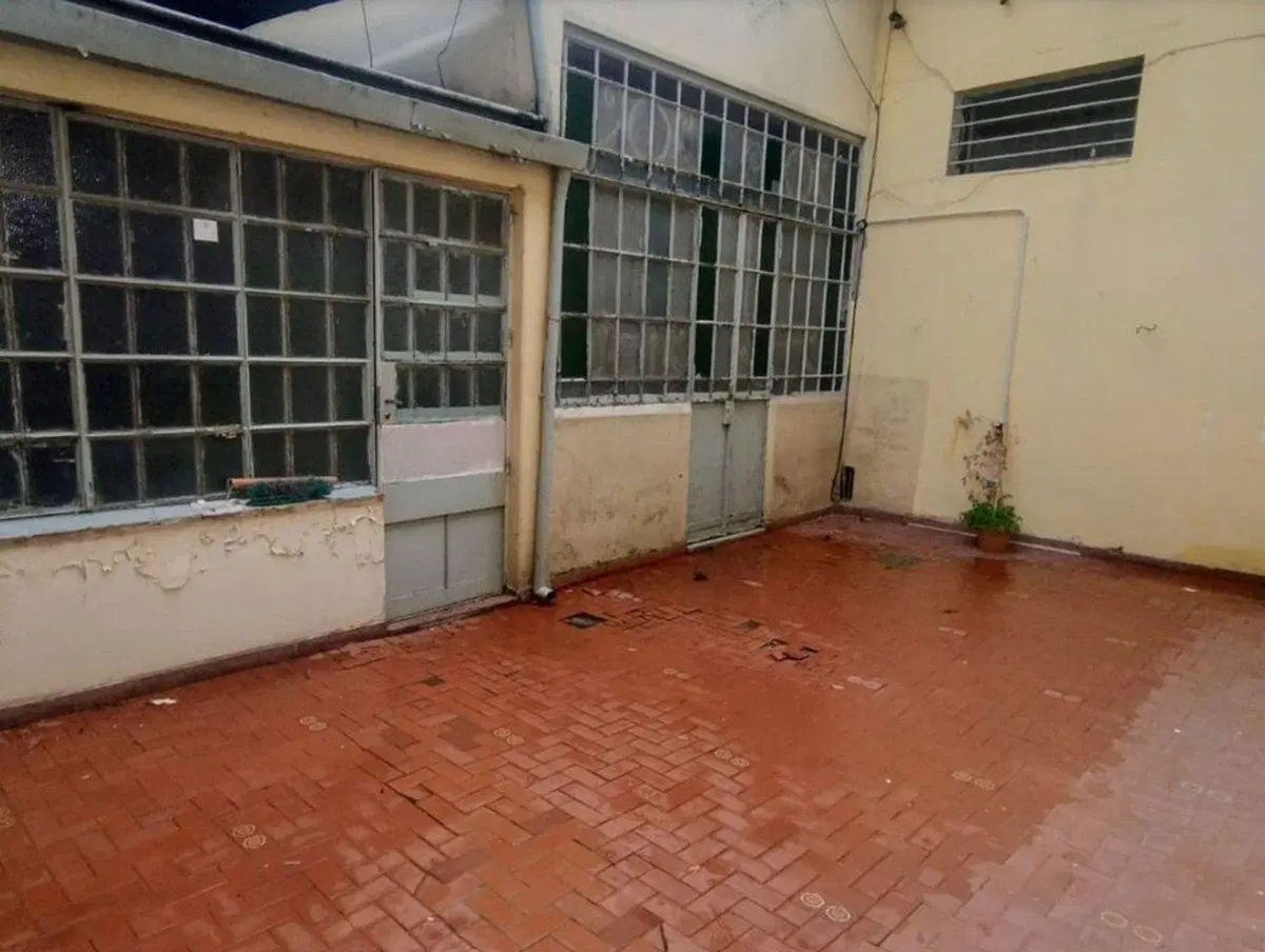ALQUILER LOCAL COMERCIAL A REFACCIONAR, 225m2 3
