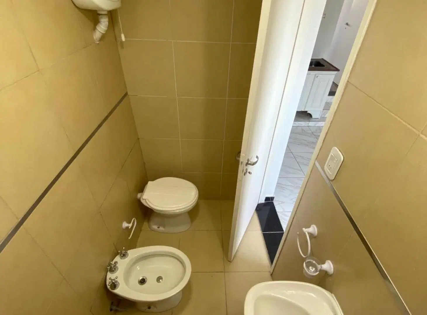ALQUILER PH UN DORMITORIO BARRIO MATHEU 4