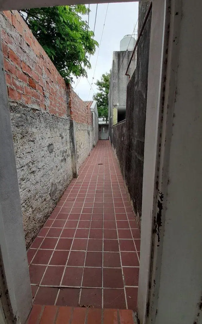 VENTA CASA UNICA DE PASILLO- TIRO SUIZO 2