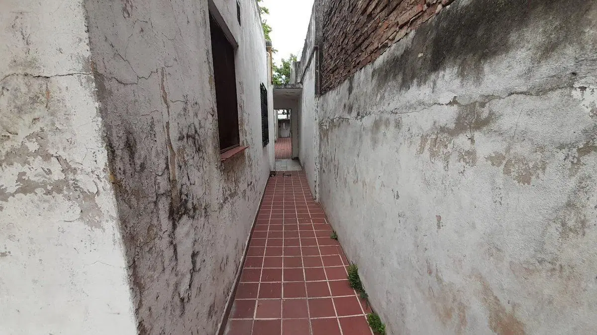 VENTA CASA UNICA DE PASILLO- TIRO SUIZO 5