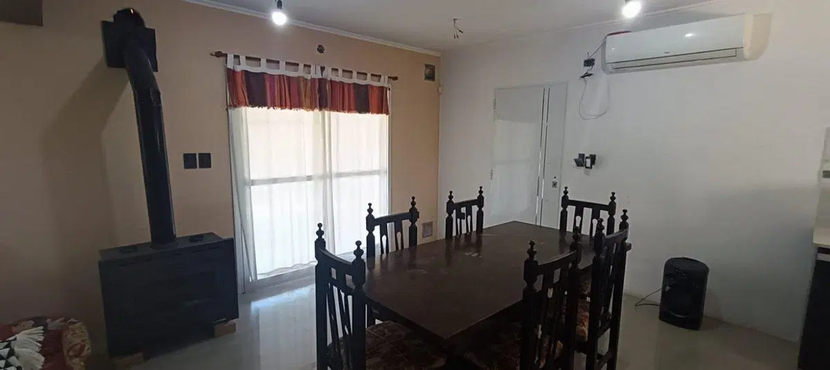 VENTA CASA 2 DORMITORIOS IBARLUCEA COCHERA PILETA 3