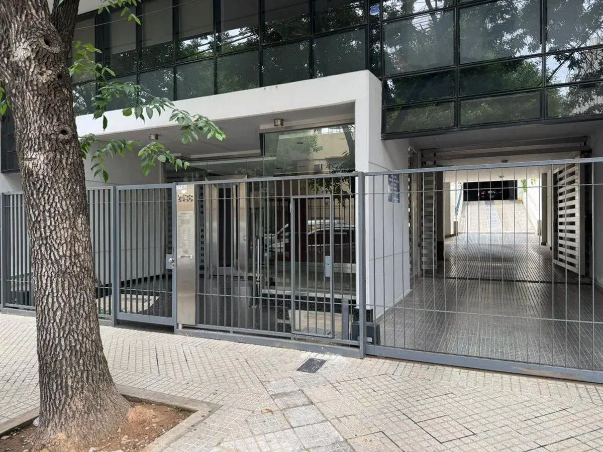 COCHERA EN VENTA ZONA CENTRO -EDIFICIO TRANVÍA 11 4
