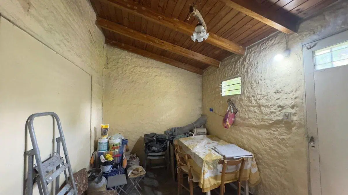 CASA EN VENTA 2 DORMITORIOS CON PILETA ALVAREZ 2