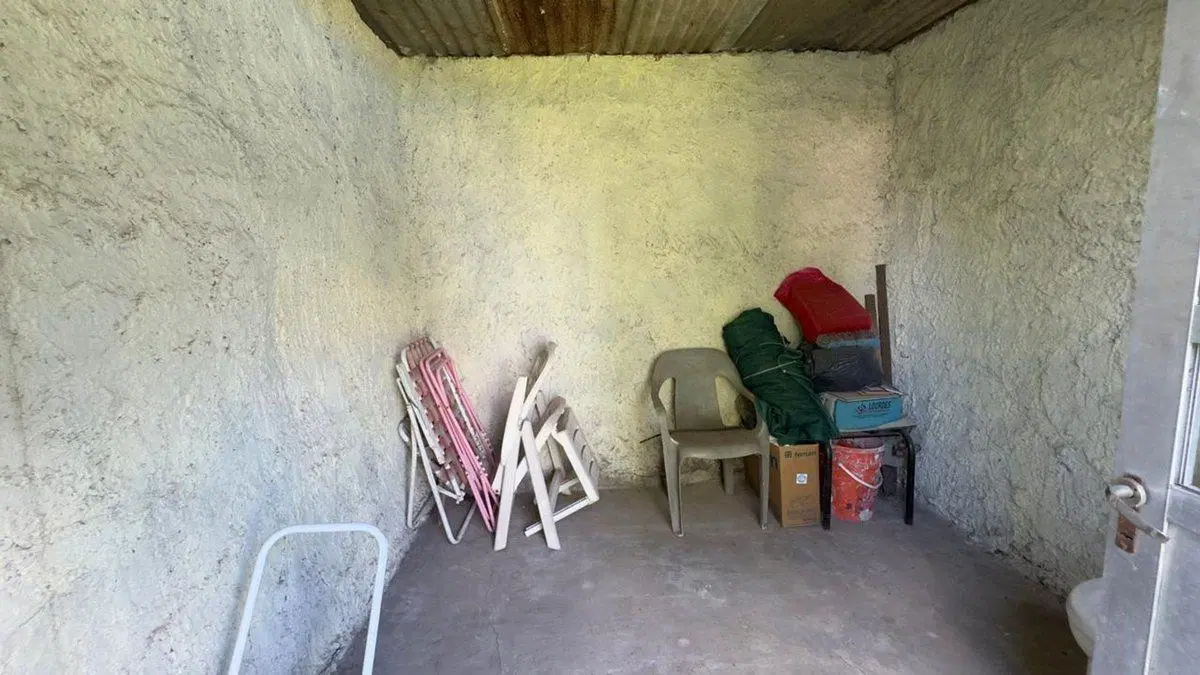 CASA EN VENTA 2 DORMITORIOS CON PILETA ALVAREZ 3