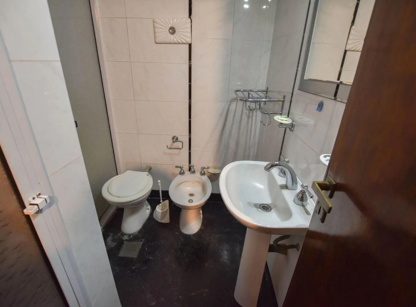 CASA 2 DORMITORIOS, QUINCHO Y PILETA-G. BAIGORRIA 3