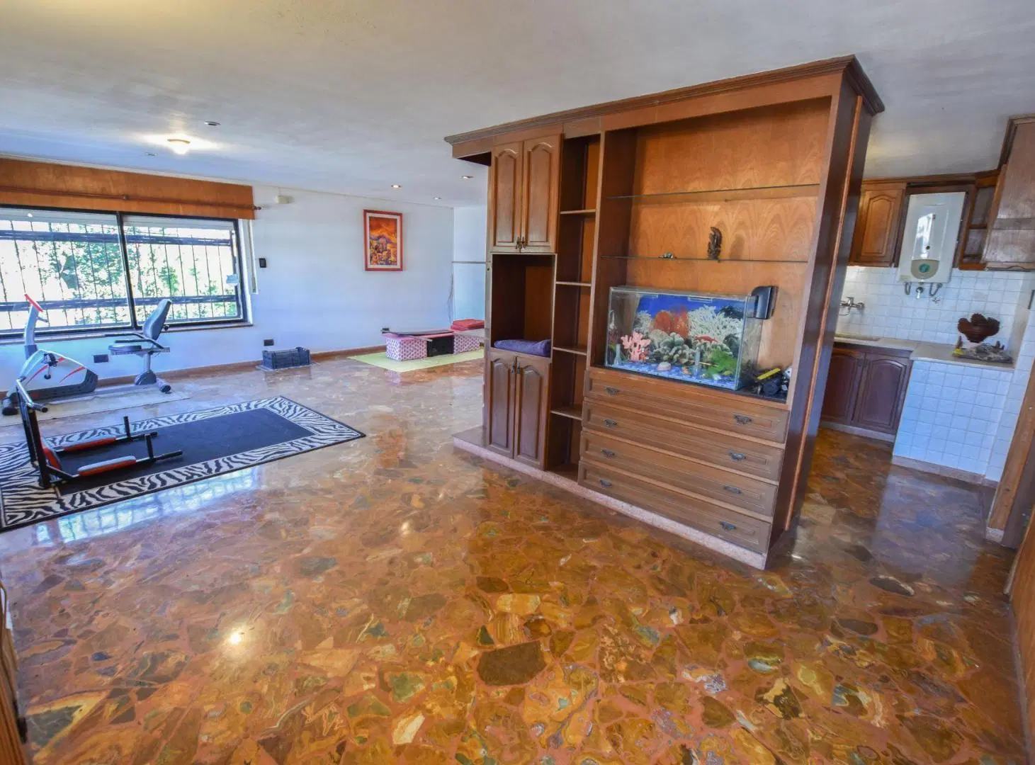 CASA 2 DORMITORIOS, QUINCHO Y PILETA-G. BAIGORRIA 4