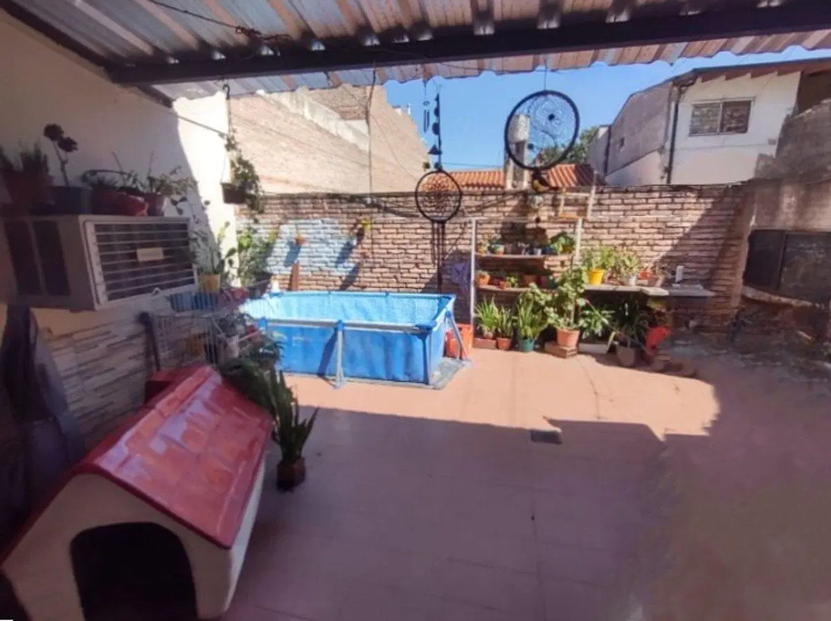 VENTA DEPARTAMENTO PASILLO NO PH 2 DORMITORIOS 4