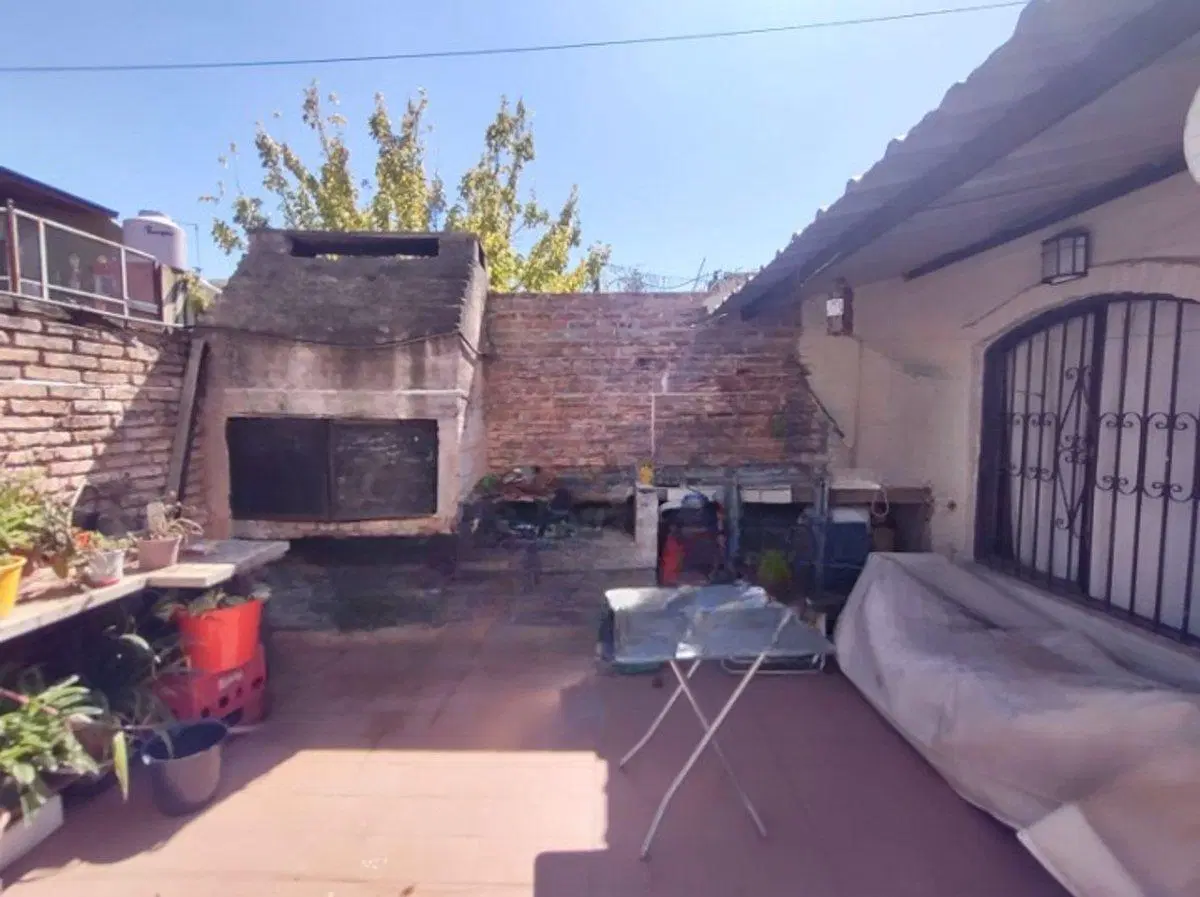 VENTA DEPARTAMENTO PASILLO NO PH 2 DORMITORIOS 8