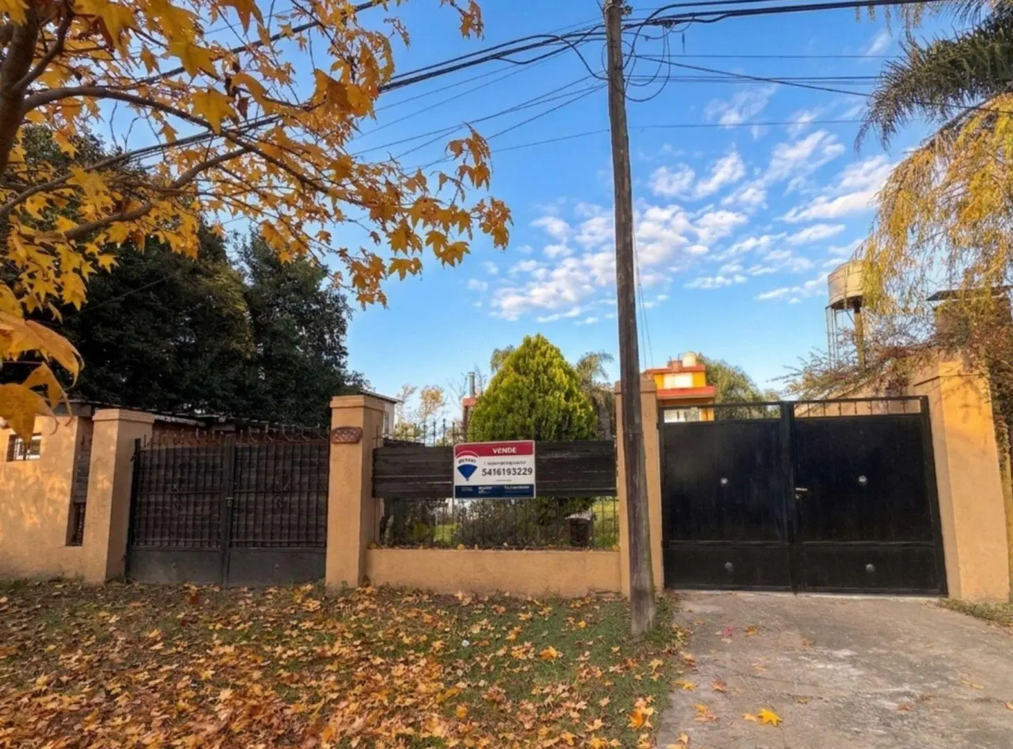 VENTA DE CASA  Y QUINCHO  EN IBARLUCEA CON PILETAS 1
