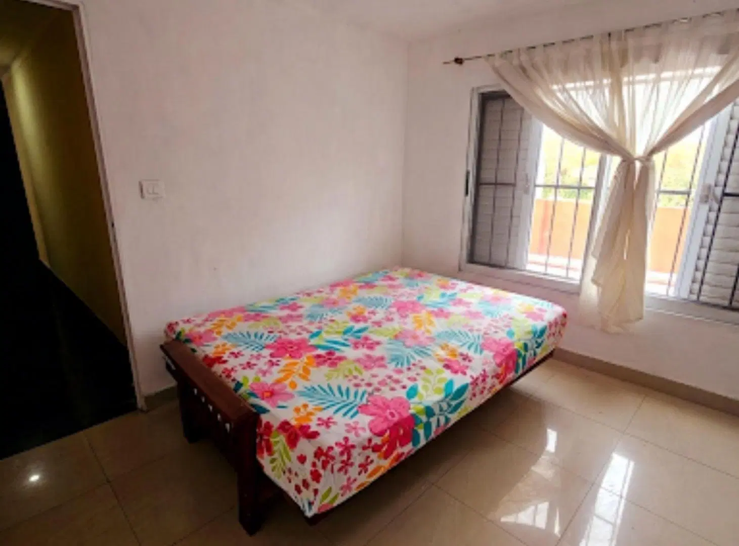 VENTA DE CASA  Y QUINCHO  EN IBARLUCEA CON PILETAS 4