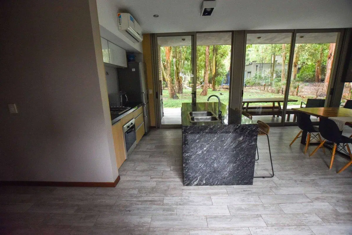 VENTA CASA 3 DORMITORIOS PILETA PUERTO PARAISO 3