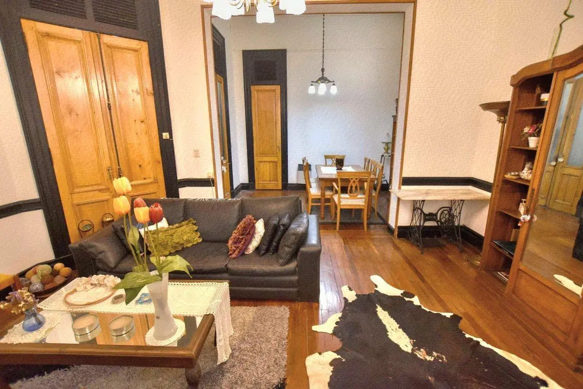 VENTA Departamento de Estilo, con balcon. Centro 4