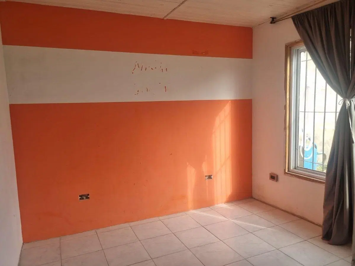 VENTA CASA 2 DORMITORIOS COCHERA, PILETA IBARLUCEA 4