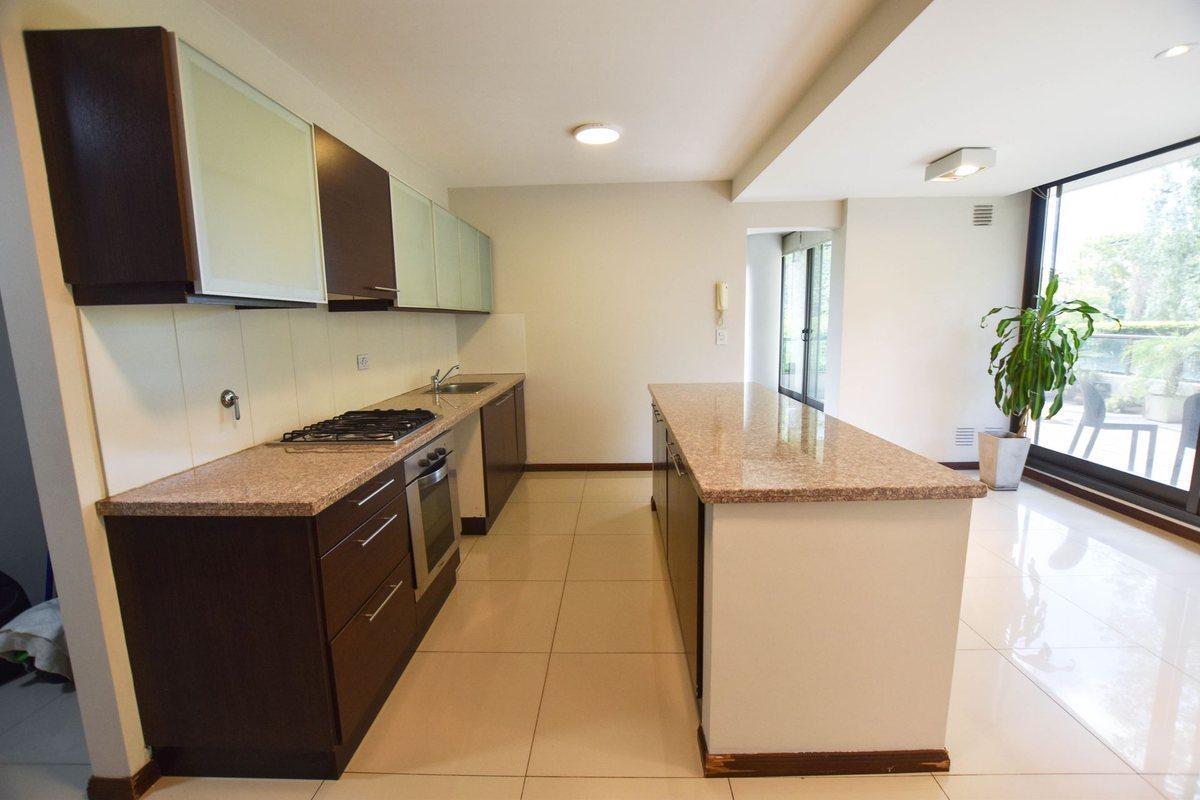 Foto de VENTA DEPARTAMENTO 3 DORMITORIOS CONDOS DEL ALTO, imagen 3