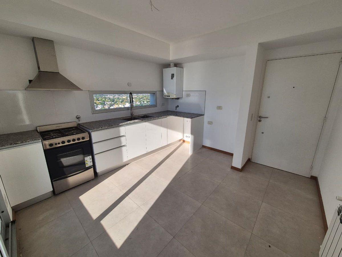 Foto de VENTA DEPTARTAMENTO 2 DORMITORIOS COMODIN. ALBERDI, imagen 2