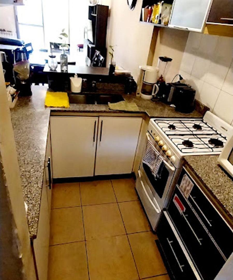 Foto de CASA 3 DORMITORIOS CON JARDÍN Y PARRILLERO – CURA, imagen 3