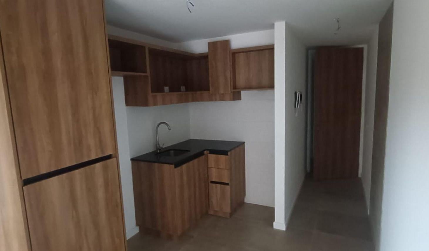Foto de ALQUILER DE DEPARTAMENTO 1 DORMITORIO EN LOURDES, imagen 1